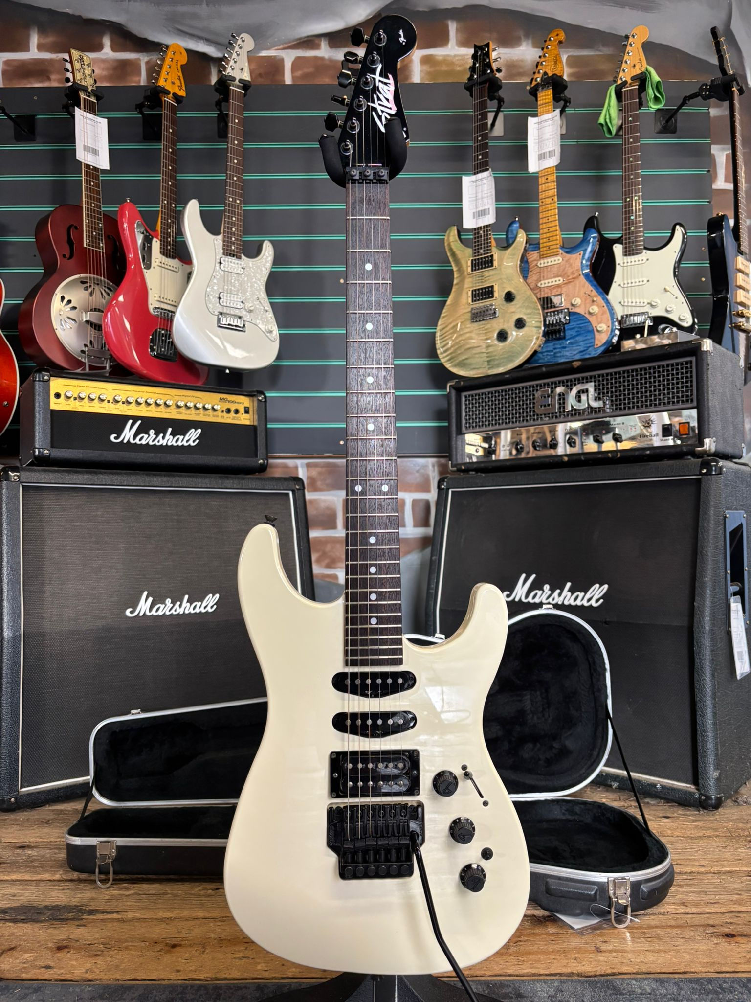 Fender HM Stratocaster Bright White 1988 MIJ Electric Guitar