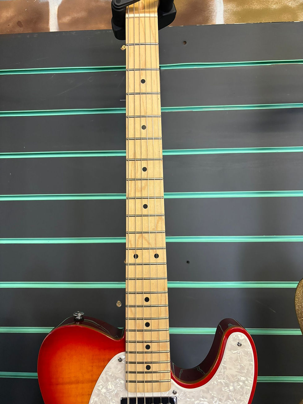 Thumbnail: Michael Kelly 53DB Cherry Sunburst Electric Guitar