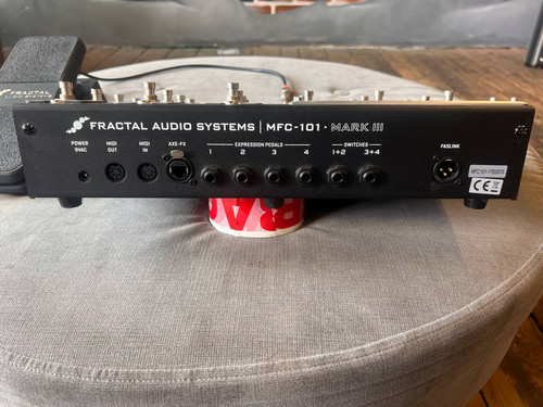 Fractal Audio Systems MFC-101 Mark III MIDI Foot Controller