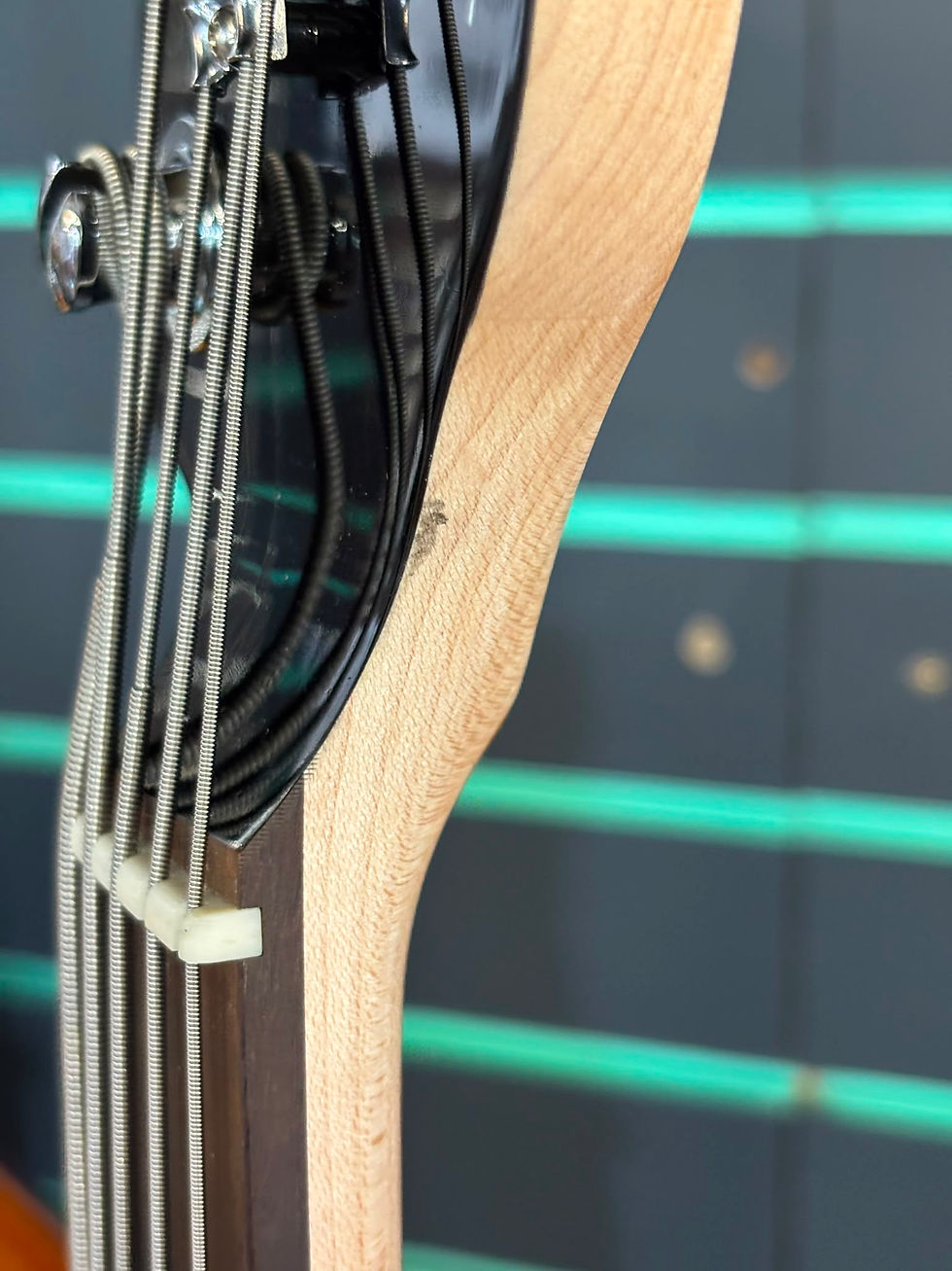 Thumbnail: Yamaha BB435 Sunburst 5-String Electric Bass Guitar