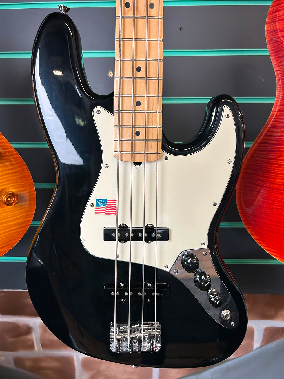 Thumbnail: Fender American Series Jazz Bass Black 2007 Electric Bass
