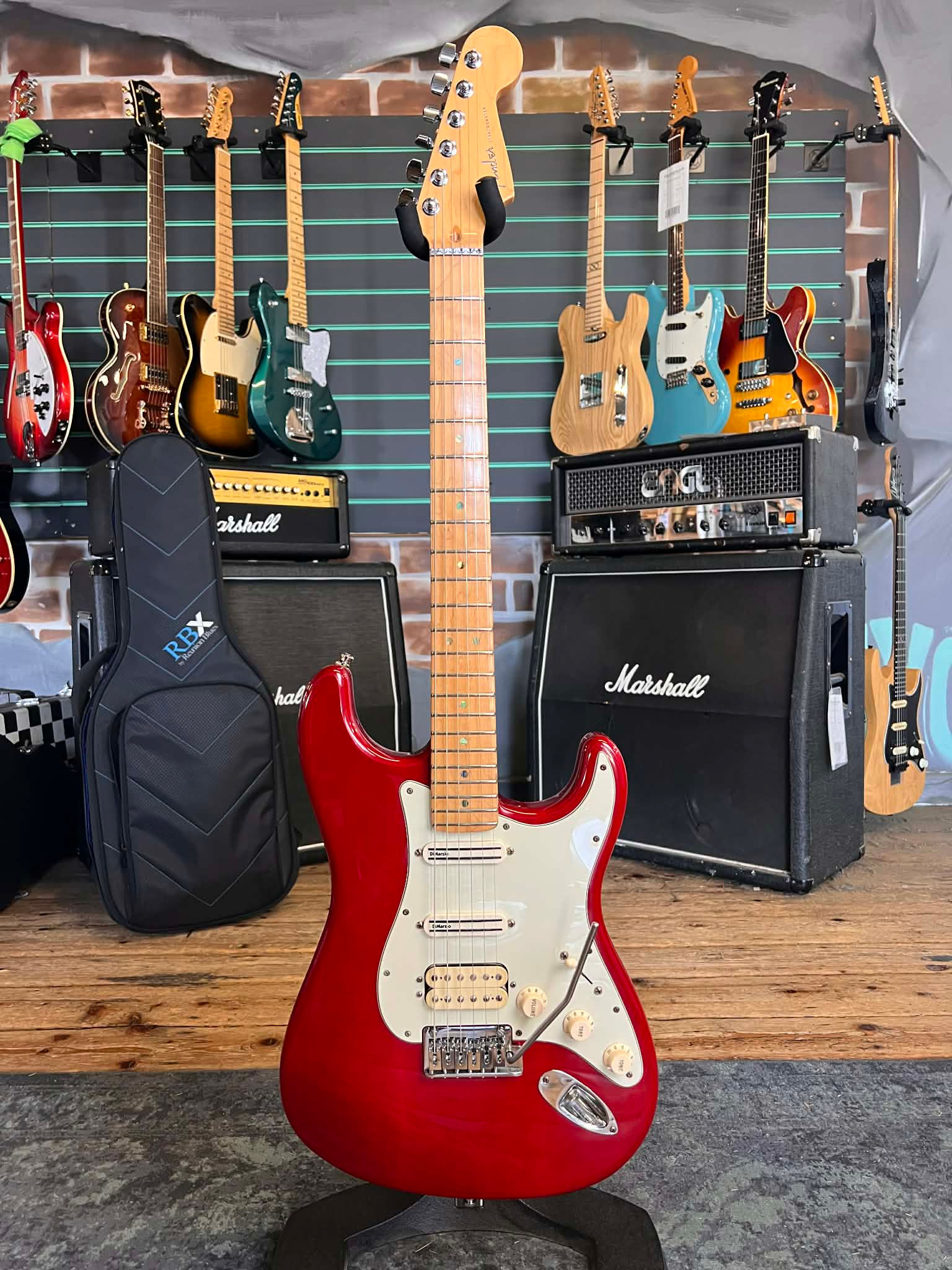 Fender American Deluxe Fat Stratocaster HSS Crimson Red Transparent 2001