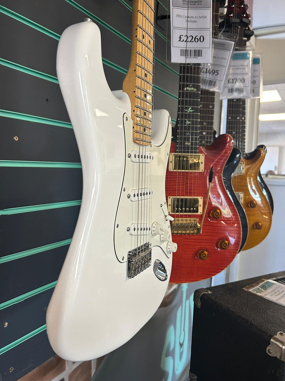 Thumbnail: Fender Player Stratocaster Polar White 2021 Electric Guitar