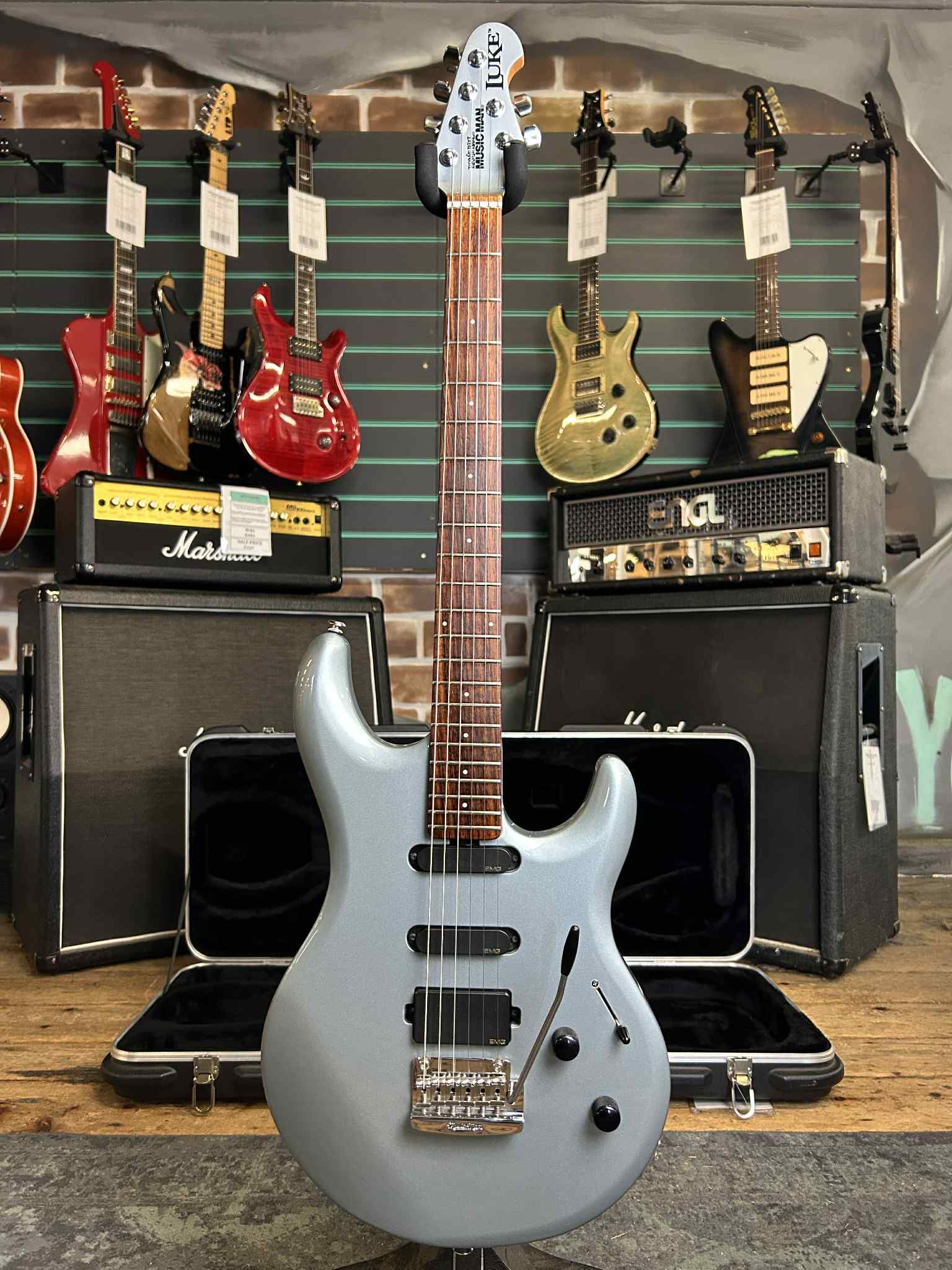 Ernie Ball Music Man Luke II Luke Blue 2007 Electric Guitar