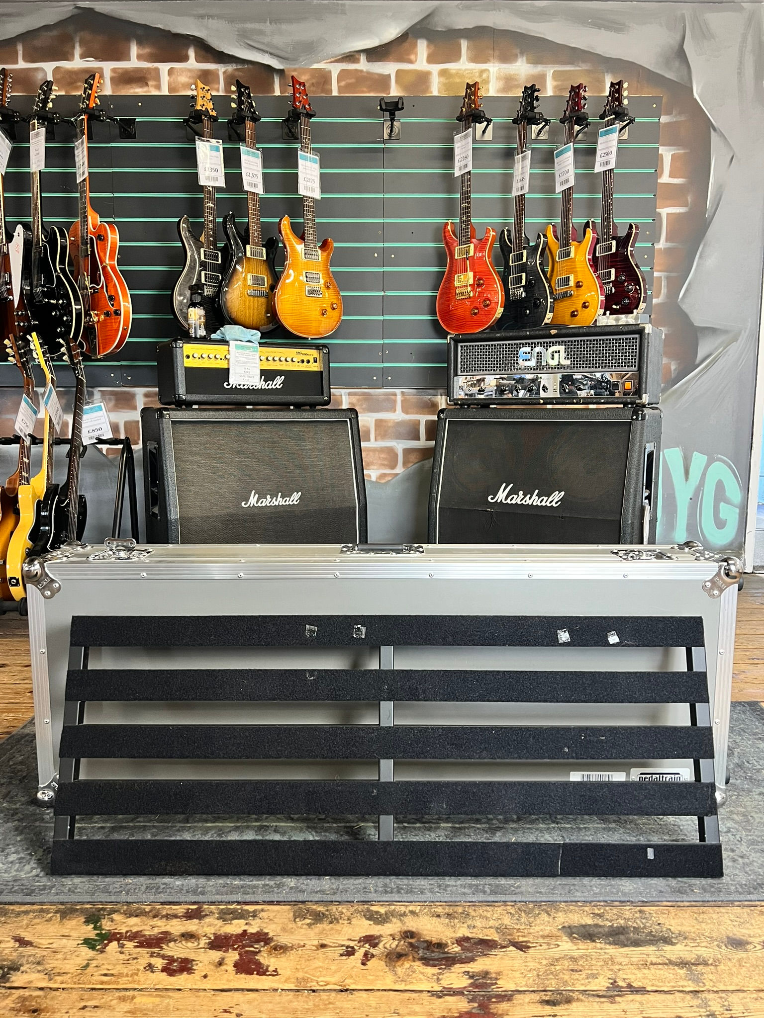 Pedaltrain GRANDE Large Pedalboard With Pedaltrain Flight Case