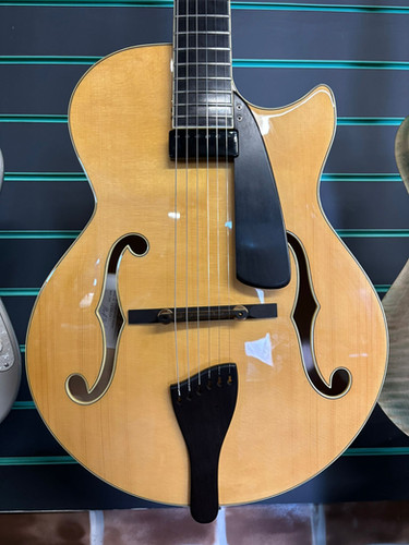 Peerless Martin Taylor 'Maestro' Natural Gloss Archtop 2007