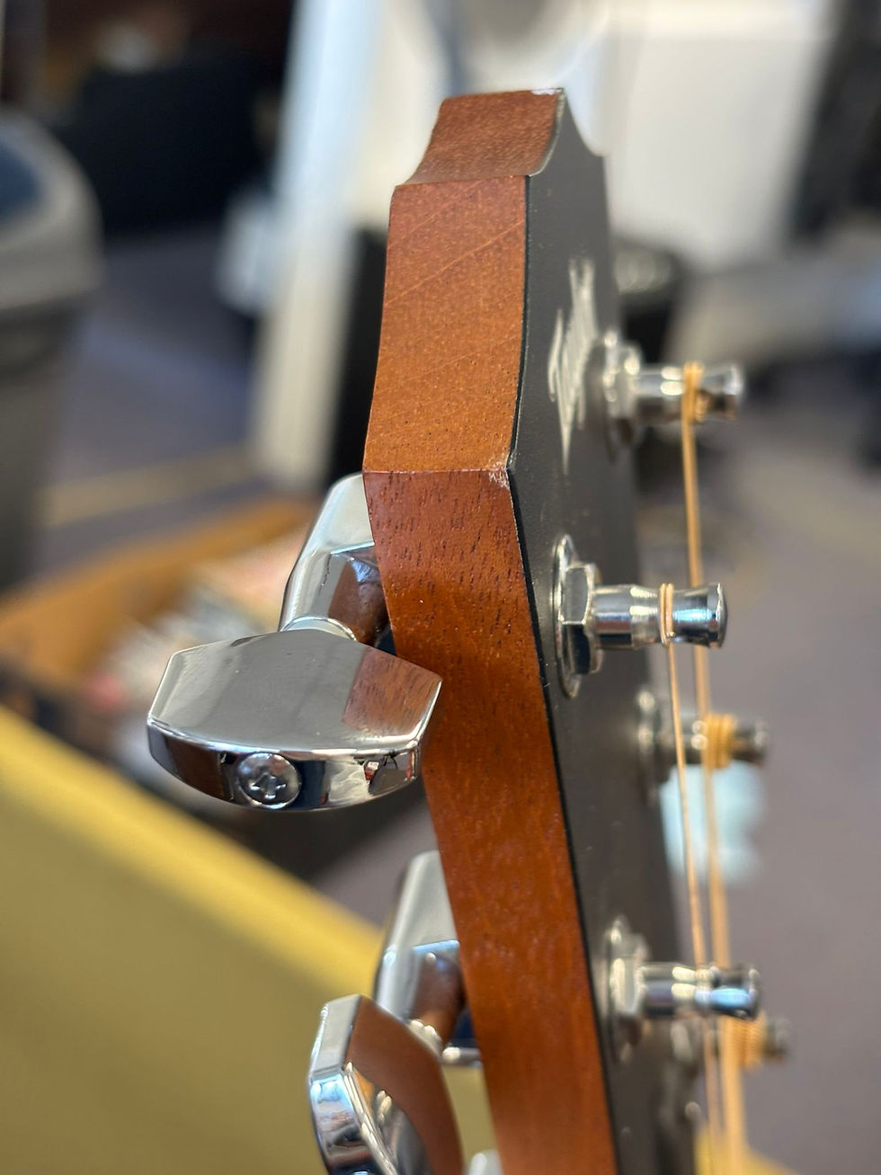 Thumbnail: Taylor 110 Natural 2004 Left-Handed Acoustic Guitar