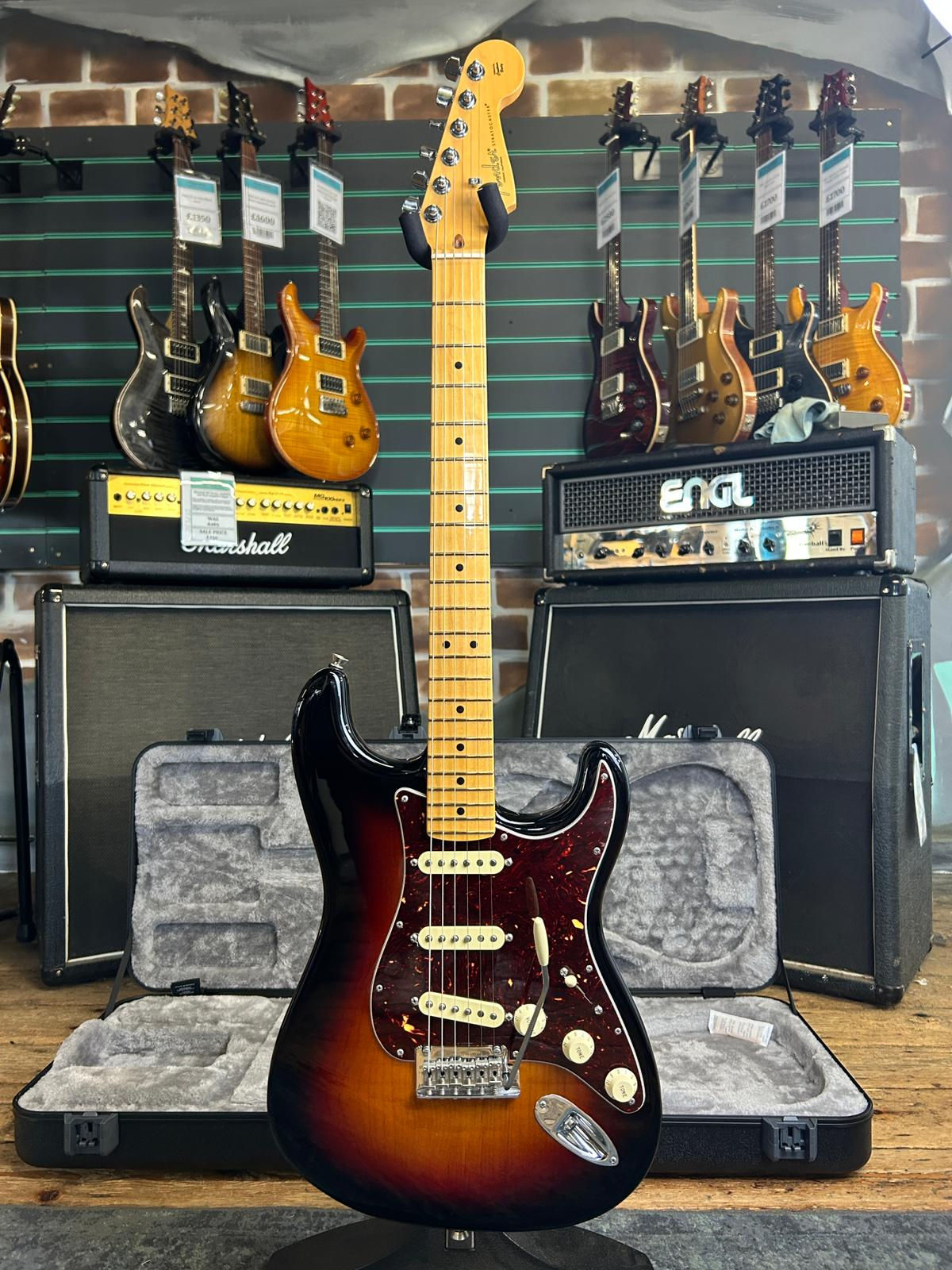 Fender American Professional II Stratocaster 3-Color Sunburst 2022 Guitar