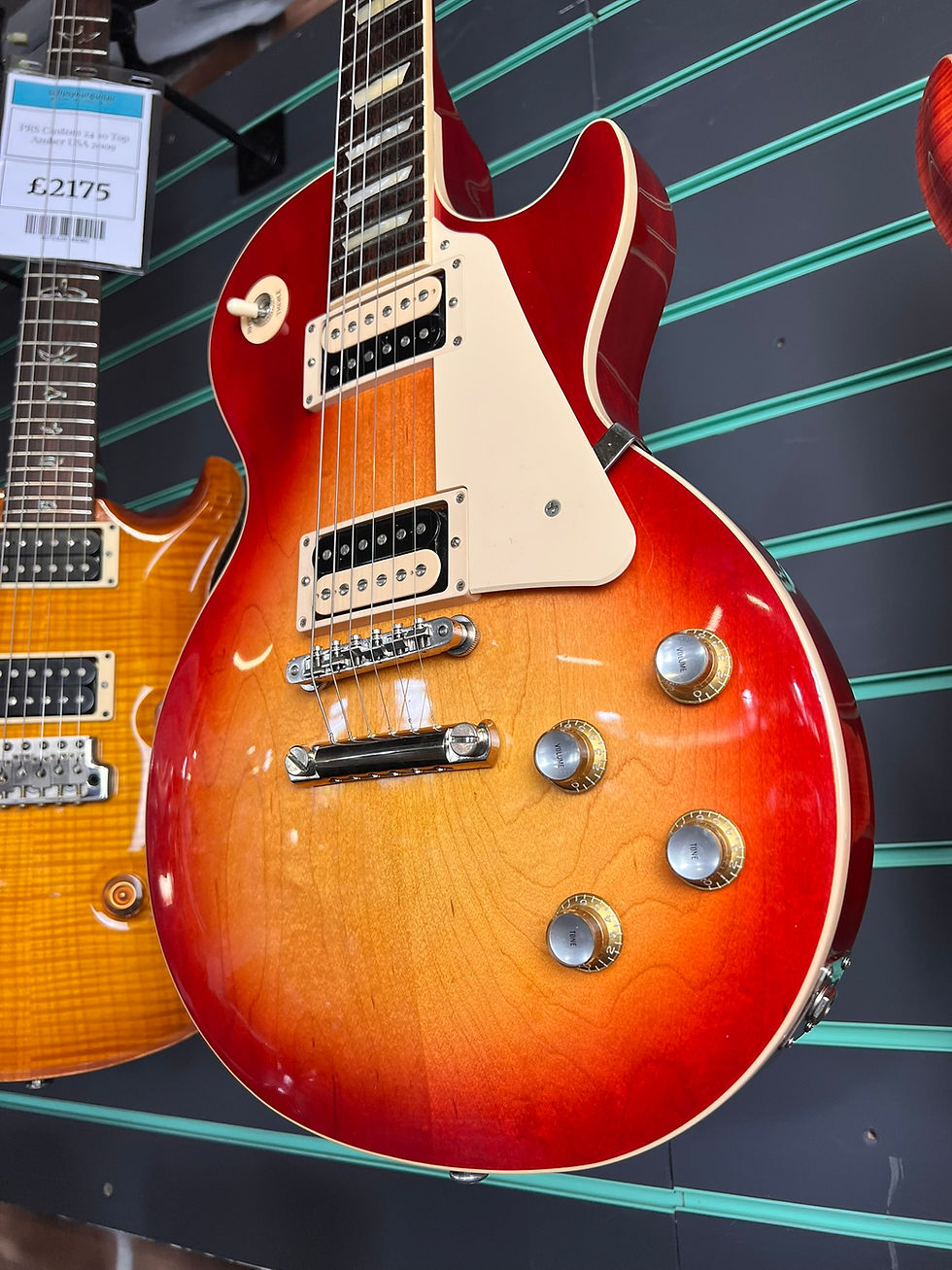 Thumbnail: Gibson Les Paul Classic Heritage Cherry Sunburst 2019 Electric Guitar