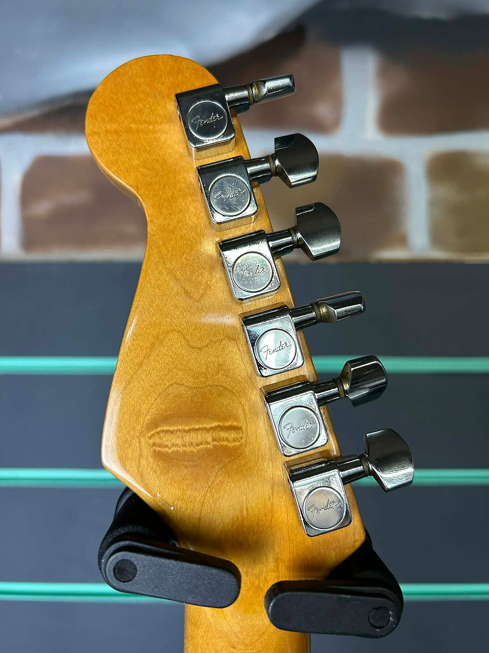Thumbnail: Fender Standard Stratocaster 'Dan Smith' Sunburst 1983 Electric Guitar