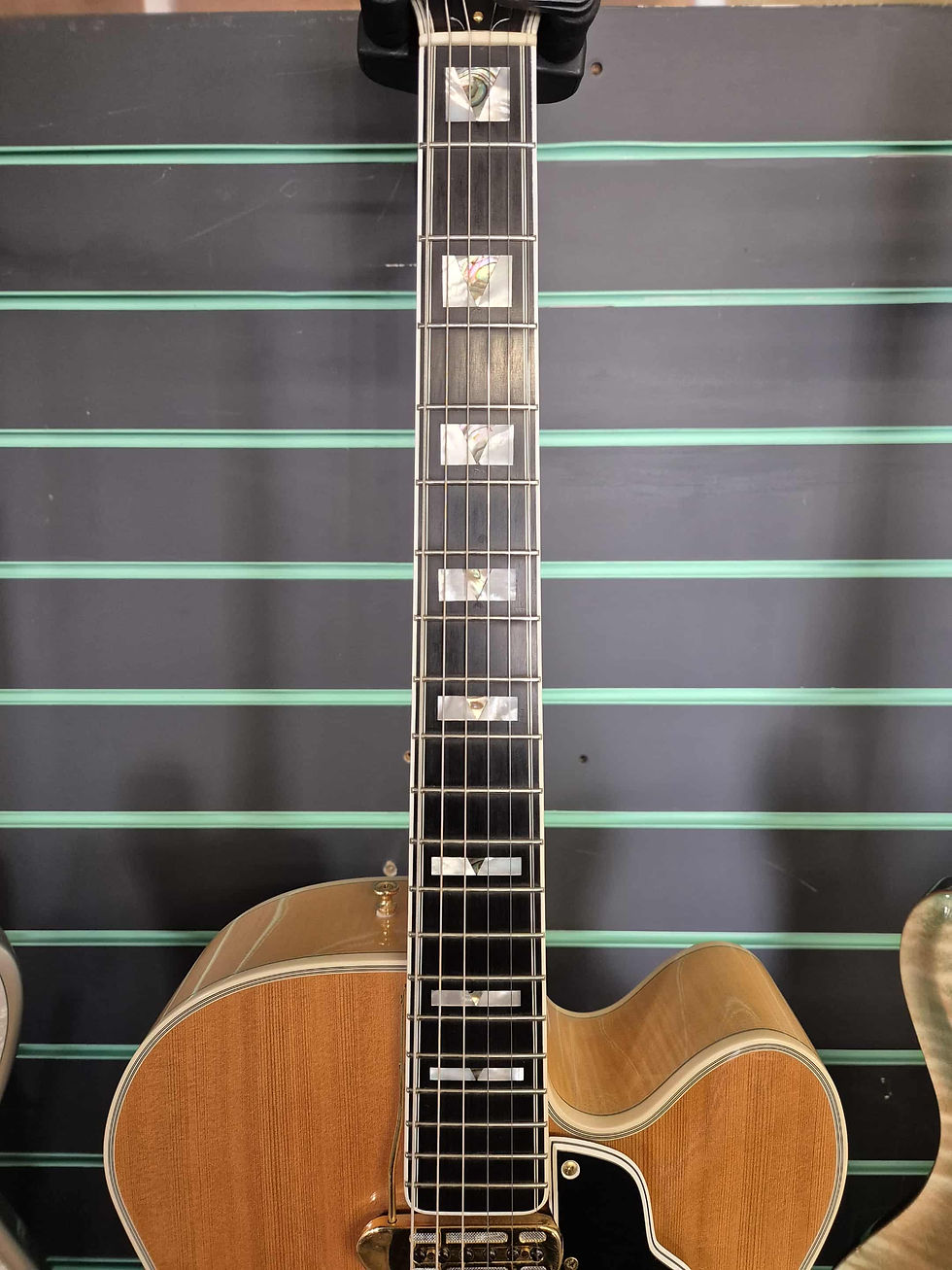 Thumbnail: Guild Artist Award 1995 Archtop Electric Guitar