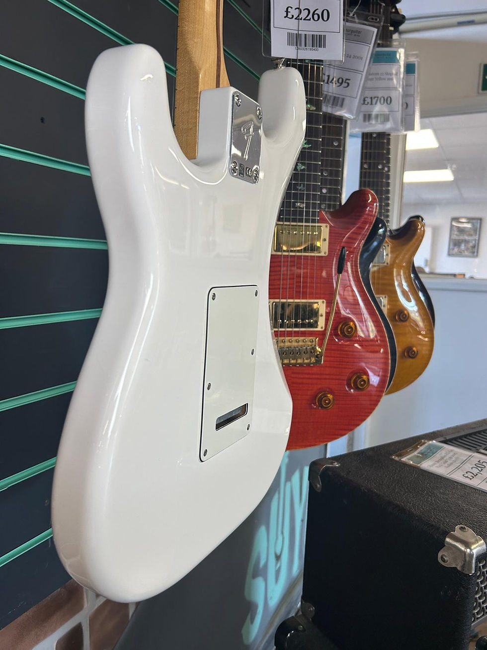 Thumbnail: Fender Player Stratocaster Polar White 2021 Electric Guitar