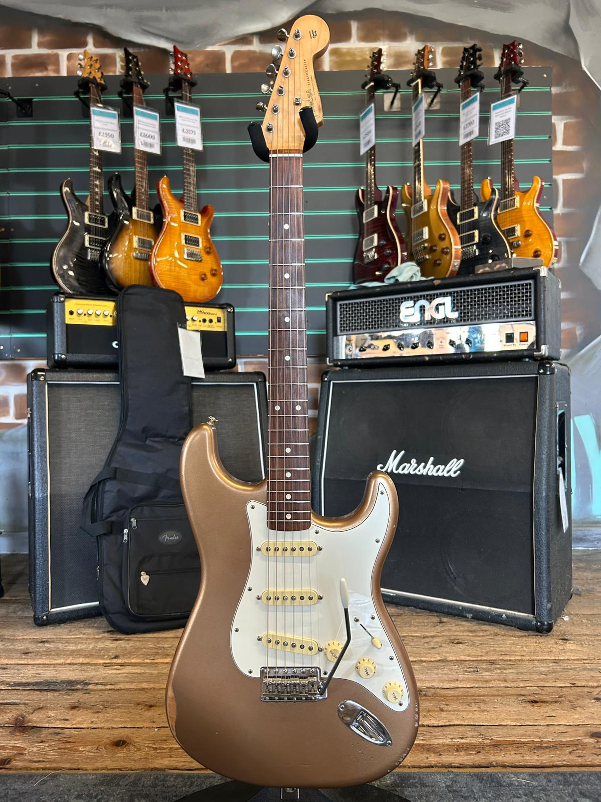 Fender Vintera Road Worn '60s Stratocaster Firemist Gold 2021 Electric Guitar