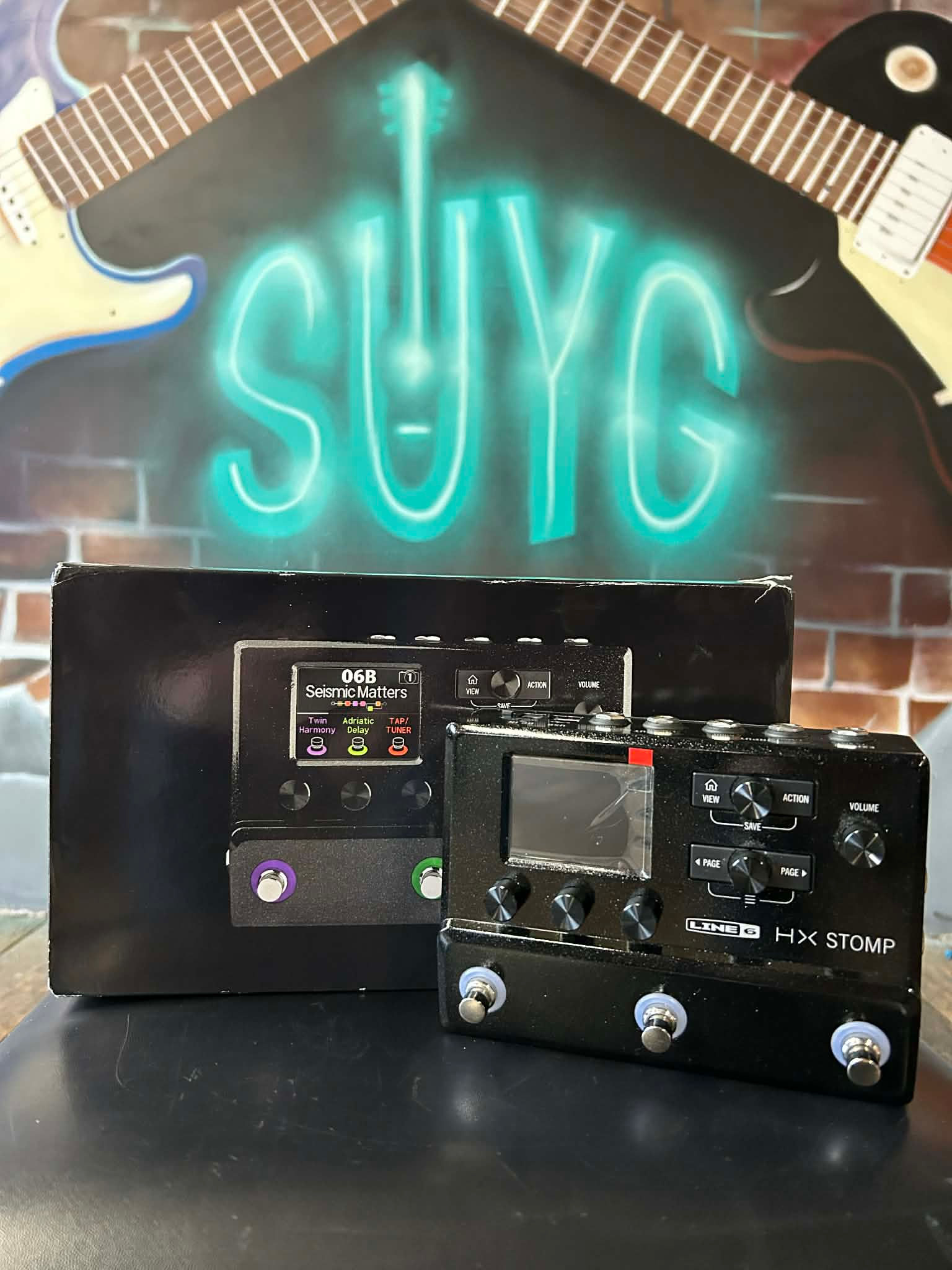 Line 6 HX Stomp Guitar Effects Processor