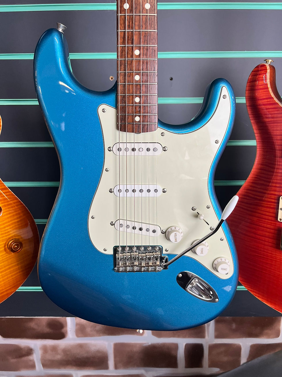 Thumbnail: Fender Made in Japan Traditional '60s Stratocaster 2020 Lake Placid Blue