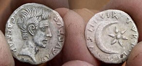 JULIA 226 PETRONIA 20