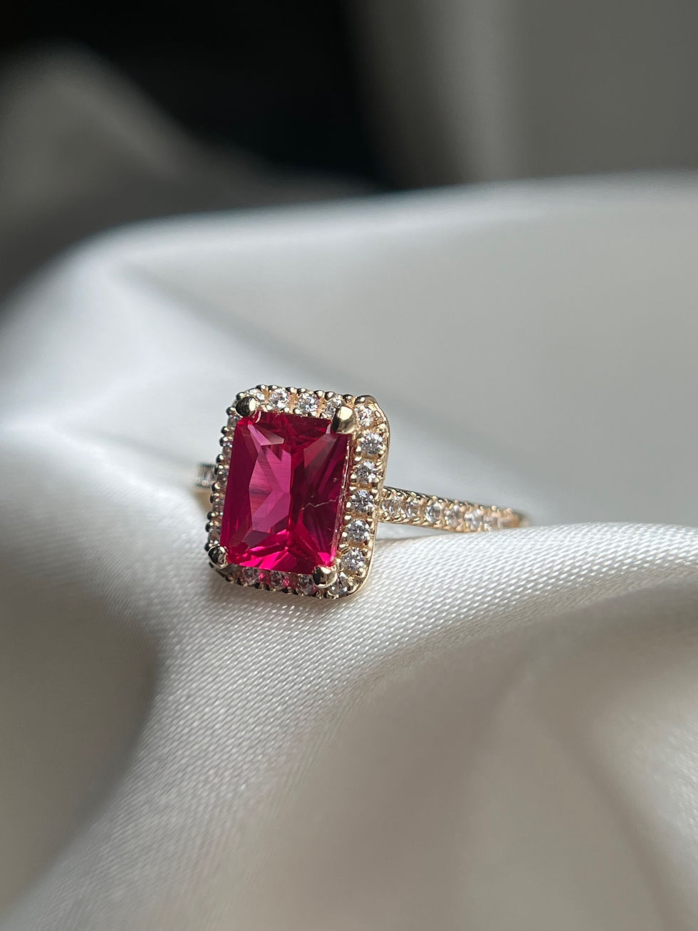 Thumbnail: 14k red princess ring 