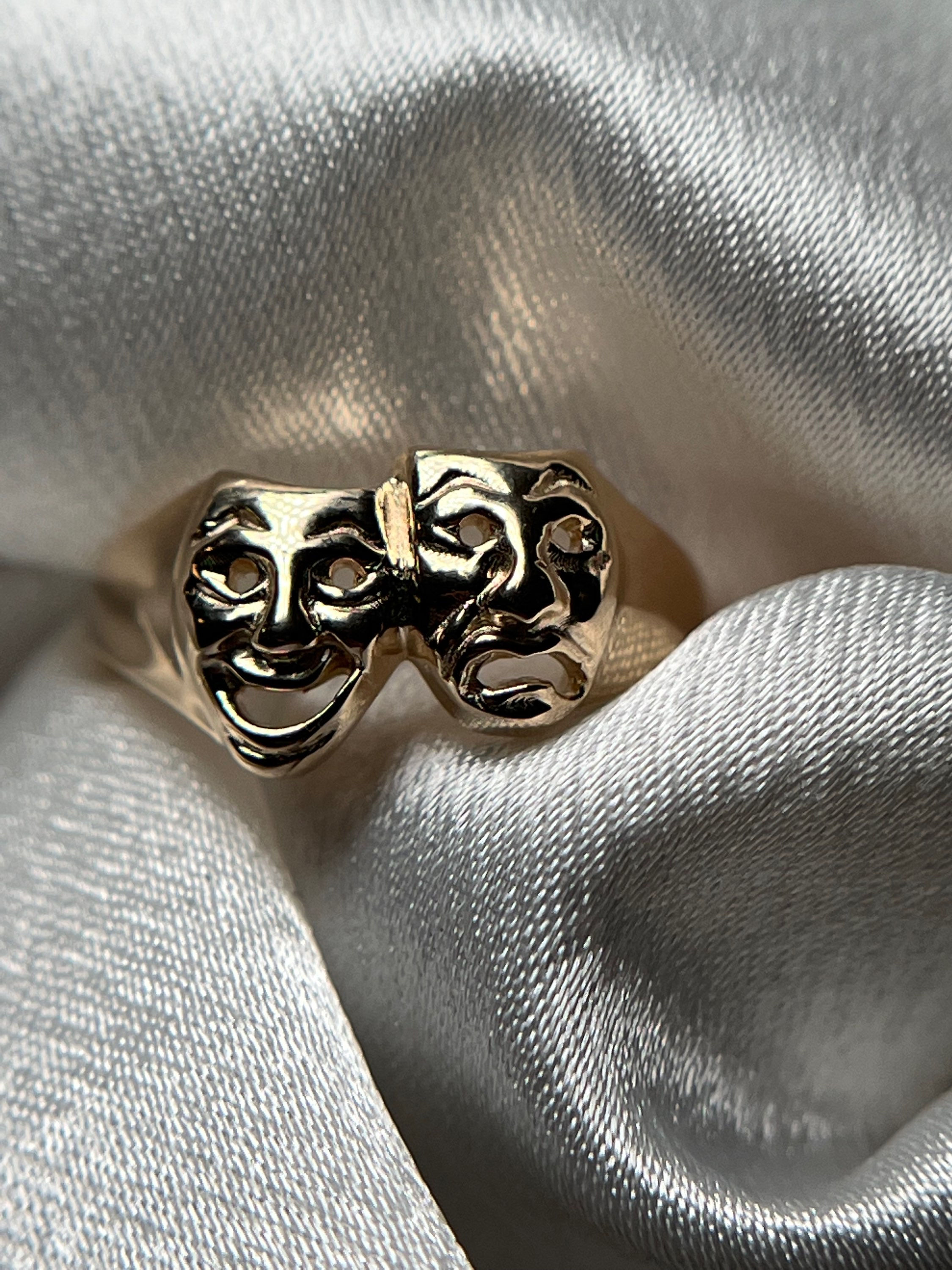14k Smile Now, Cry Later Ring 