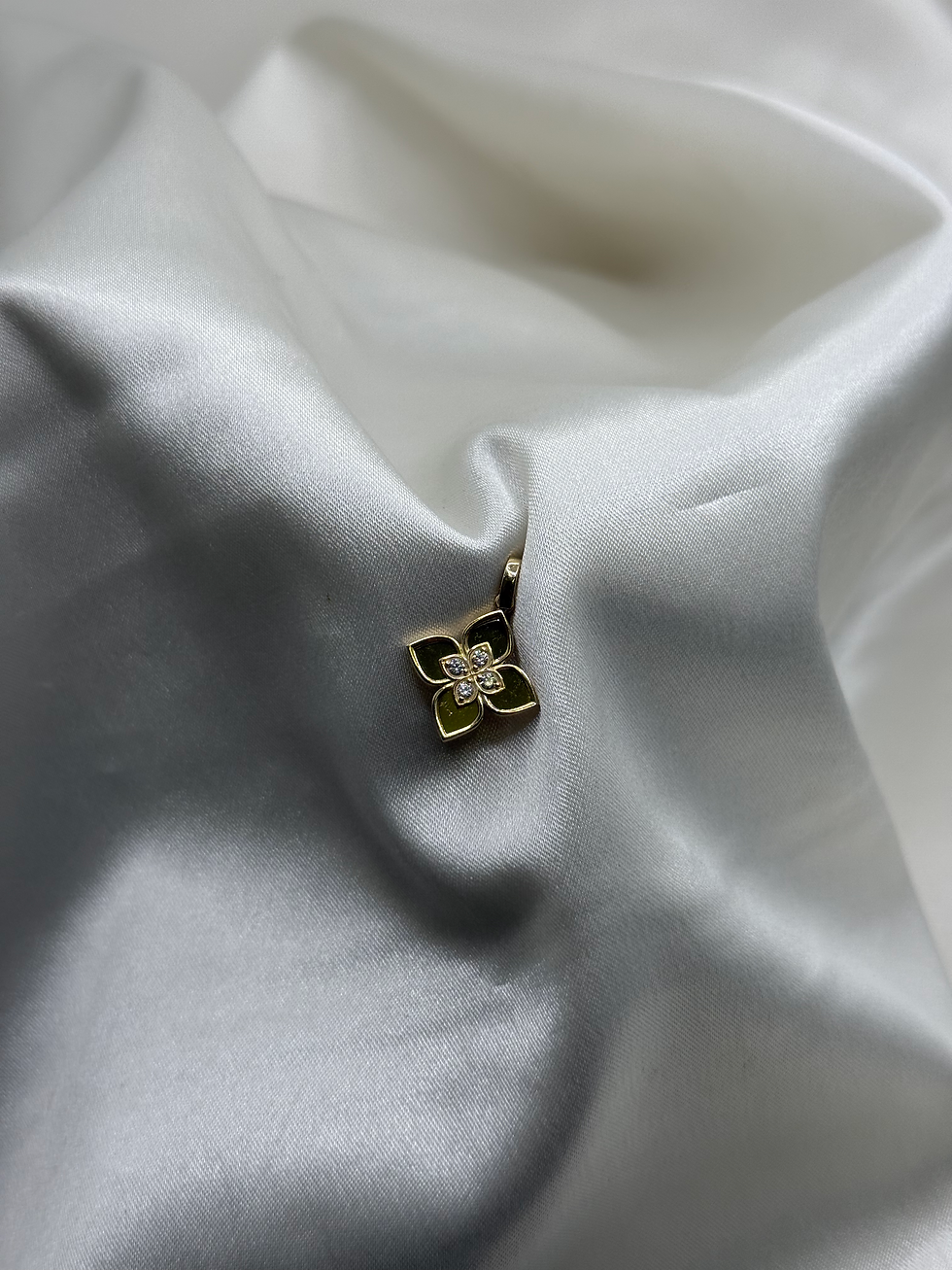 Thumbnail: 14k Floral Pendant 