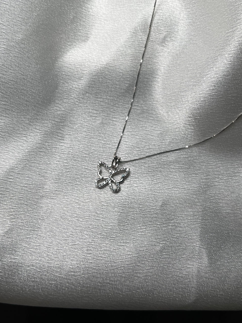 Thumbnail: 14k White Gold Butterfly Pendant