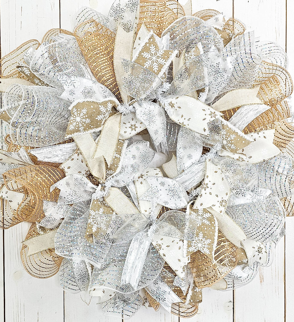 Thumbnail: Silver and Gold Holiday Wreath