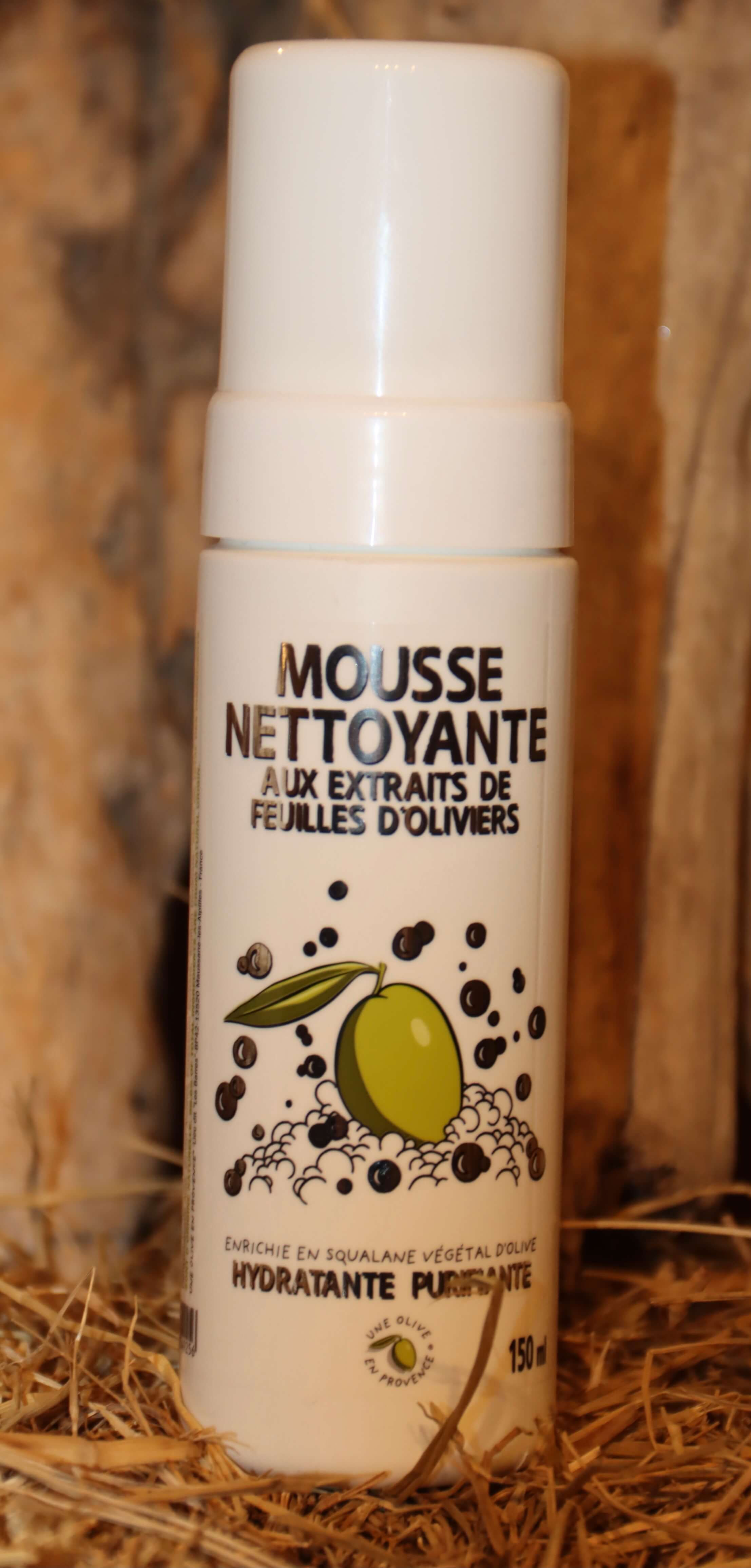 Mousse nettoyante