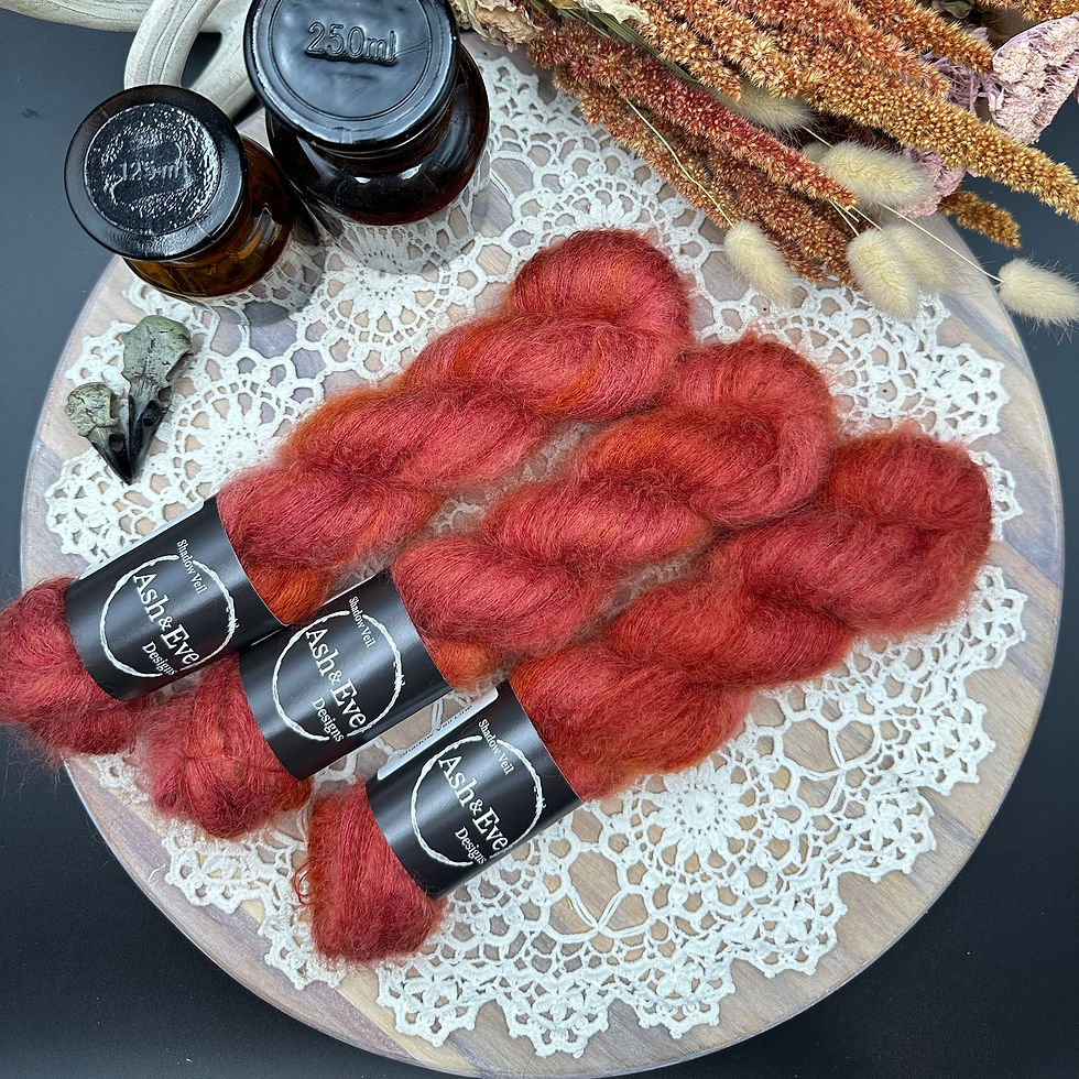 Miniatura: YULETIDE YEARNING - SHADOW VEIL LINE