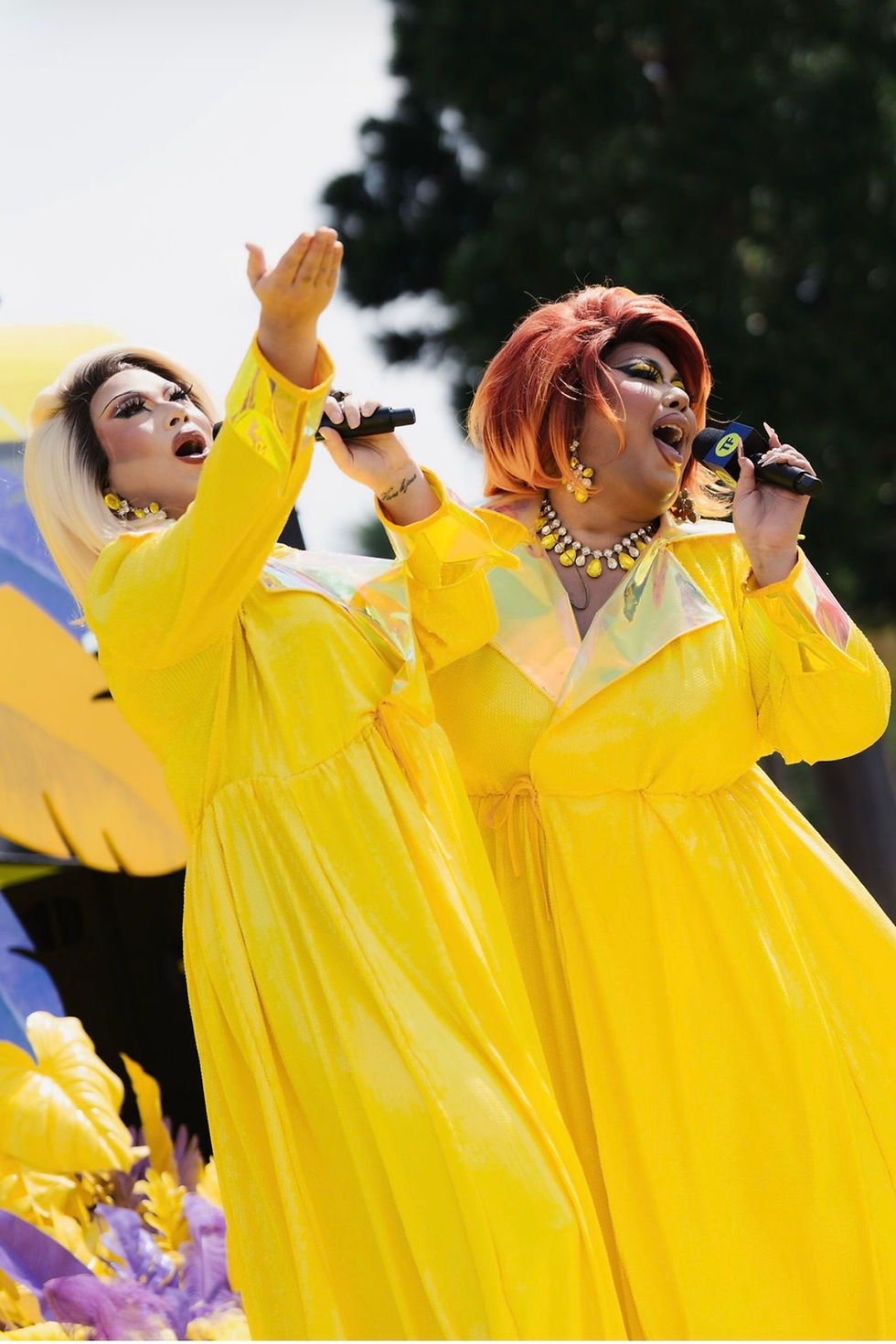 Drag Race Down Under queens Coco Jumbo and Vybe performing at Tropfest