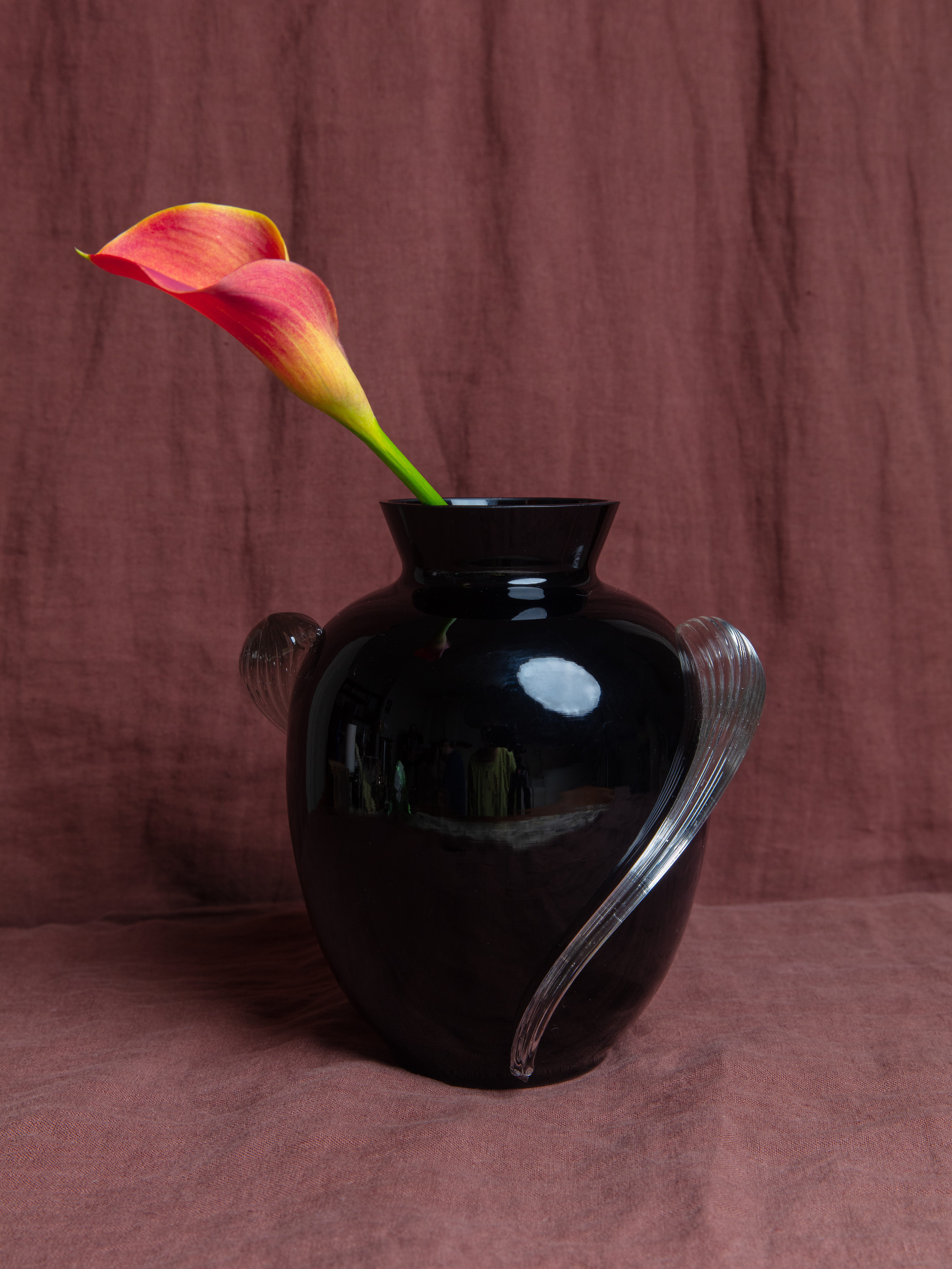 TEXTURED SWIRL VASE