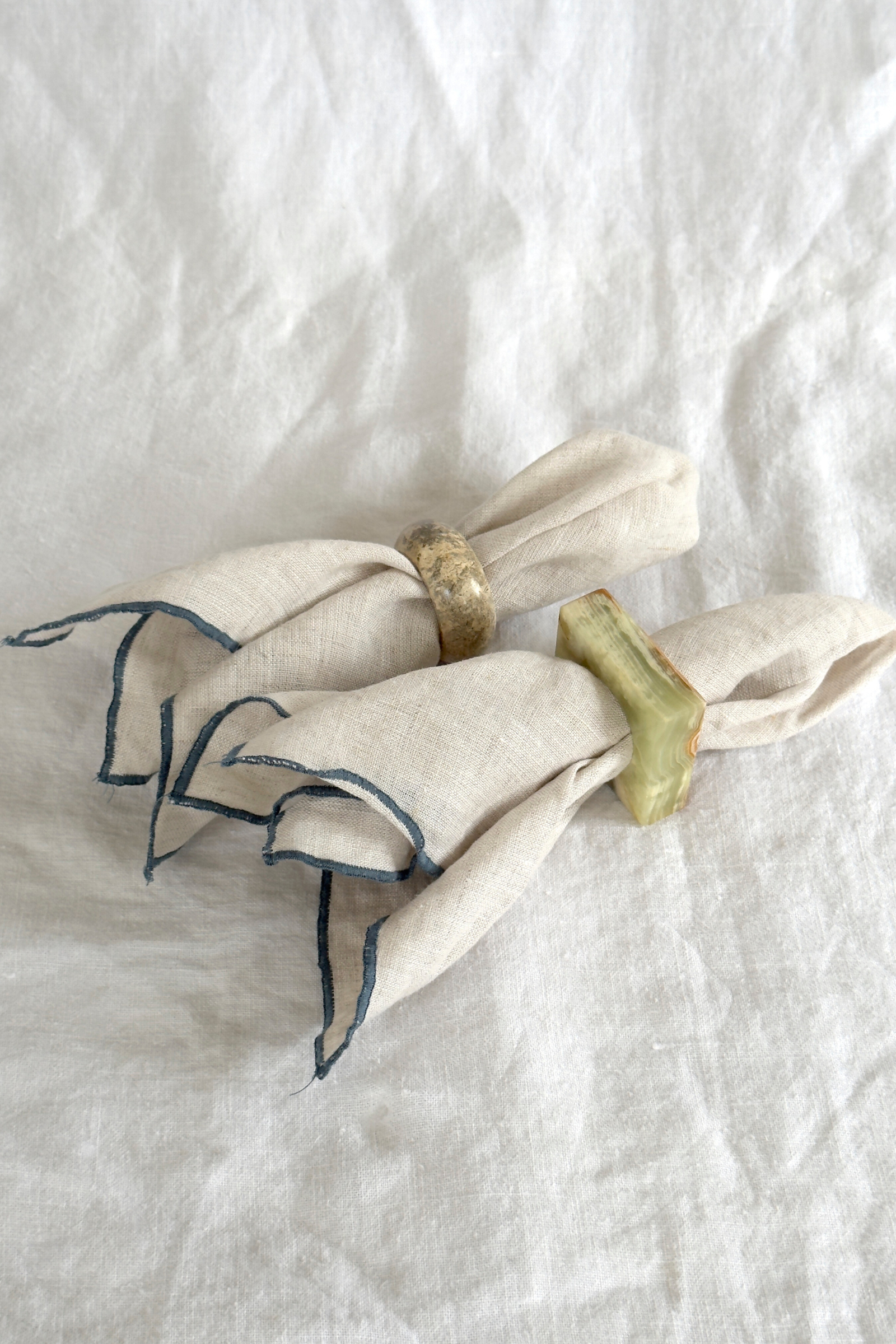 STONE NAPKIN RINGS