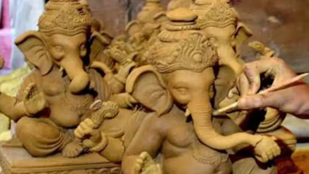 🌟 Natural Ganesh Idols Are a Hit in AP, Telangana, and Maharashtra!