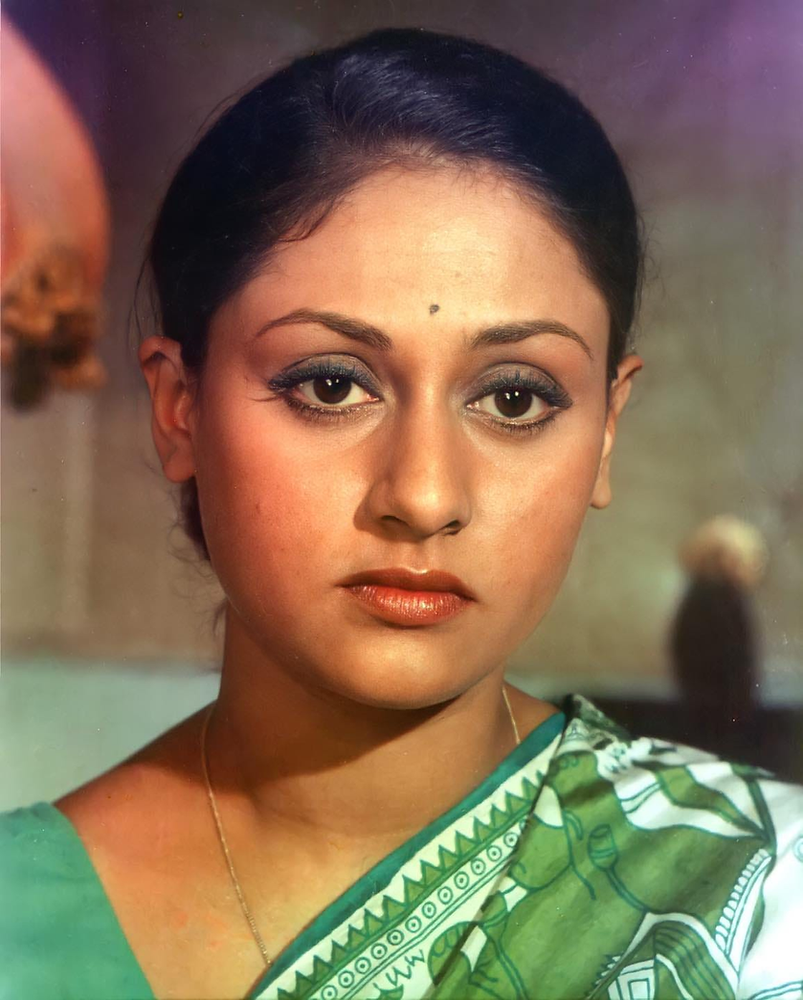 🎬 Jaya Bachchan: The Underrated Star 🌟 Who Shines Brighter Than Big B? 🤔