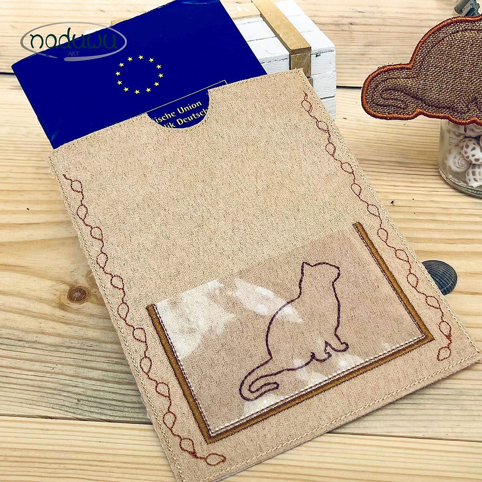 Miniaturbild: ITH Stickdatei Impfpasshülle für Katzen 13x18 