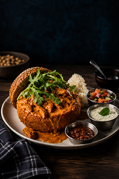 BUTTER CHICKEN BUNNY CHOW