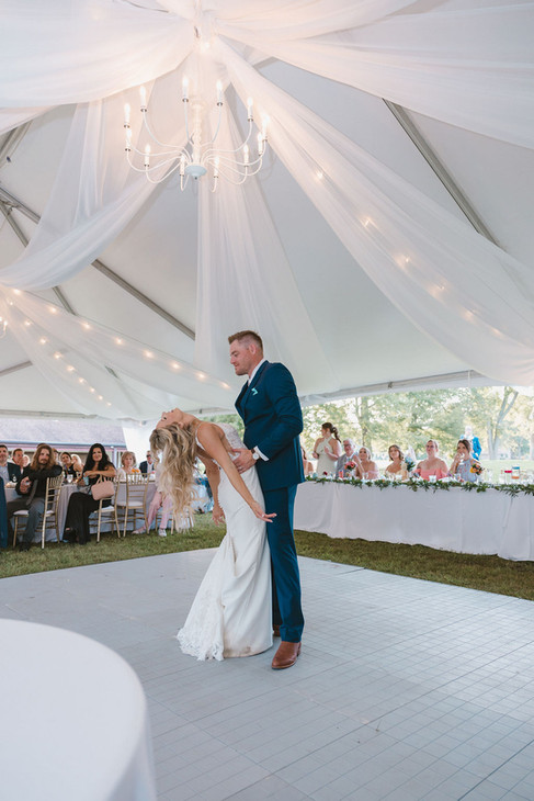 newlyweds at their first dance