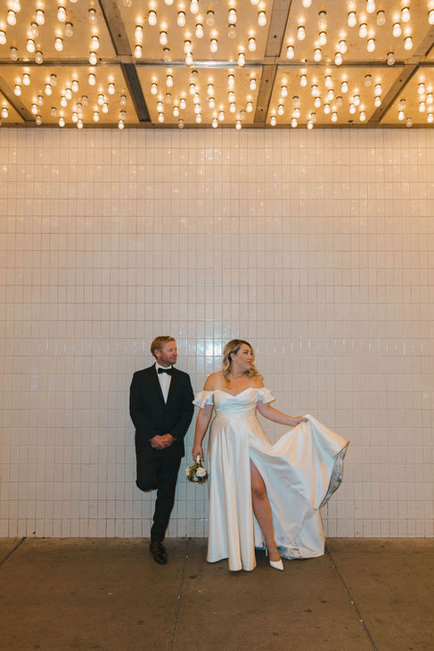 fun bridal portraits in DTLV
