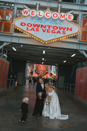 newlyweds at their dream vegas elopement