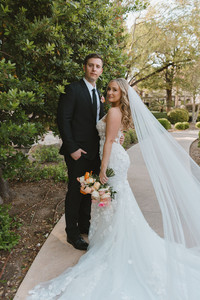happy couple at their dream vegas wedding