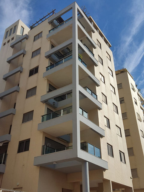 בר גיורא 4 רעננה