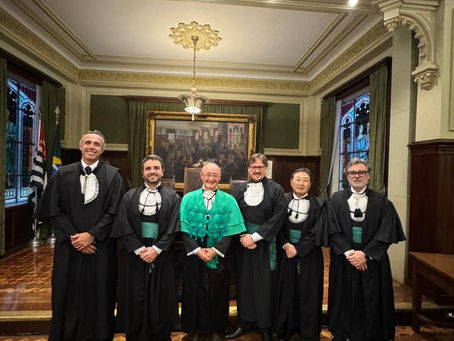 Um grande passo a ser celebrado: livre-docência.