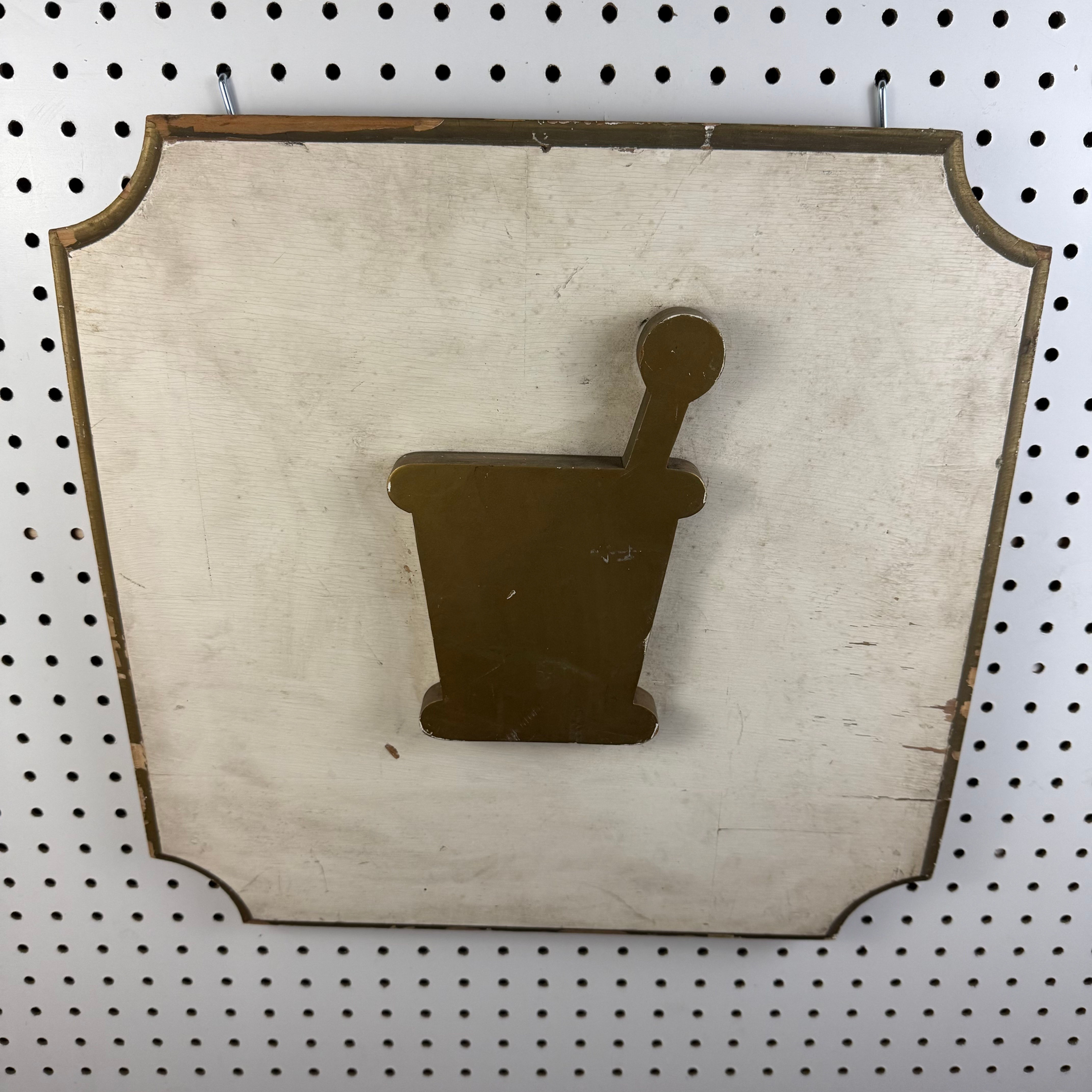 Pestle & Mortar Scalloped Corner Wooden Sign