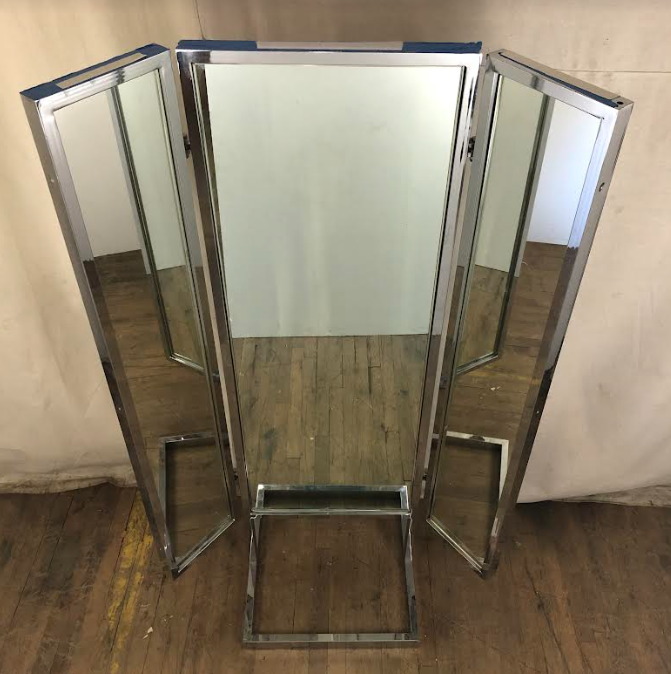 Trifold Dressing Room Store Mirror