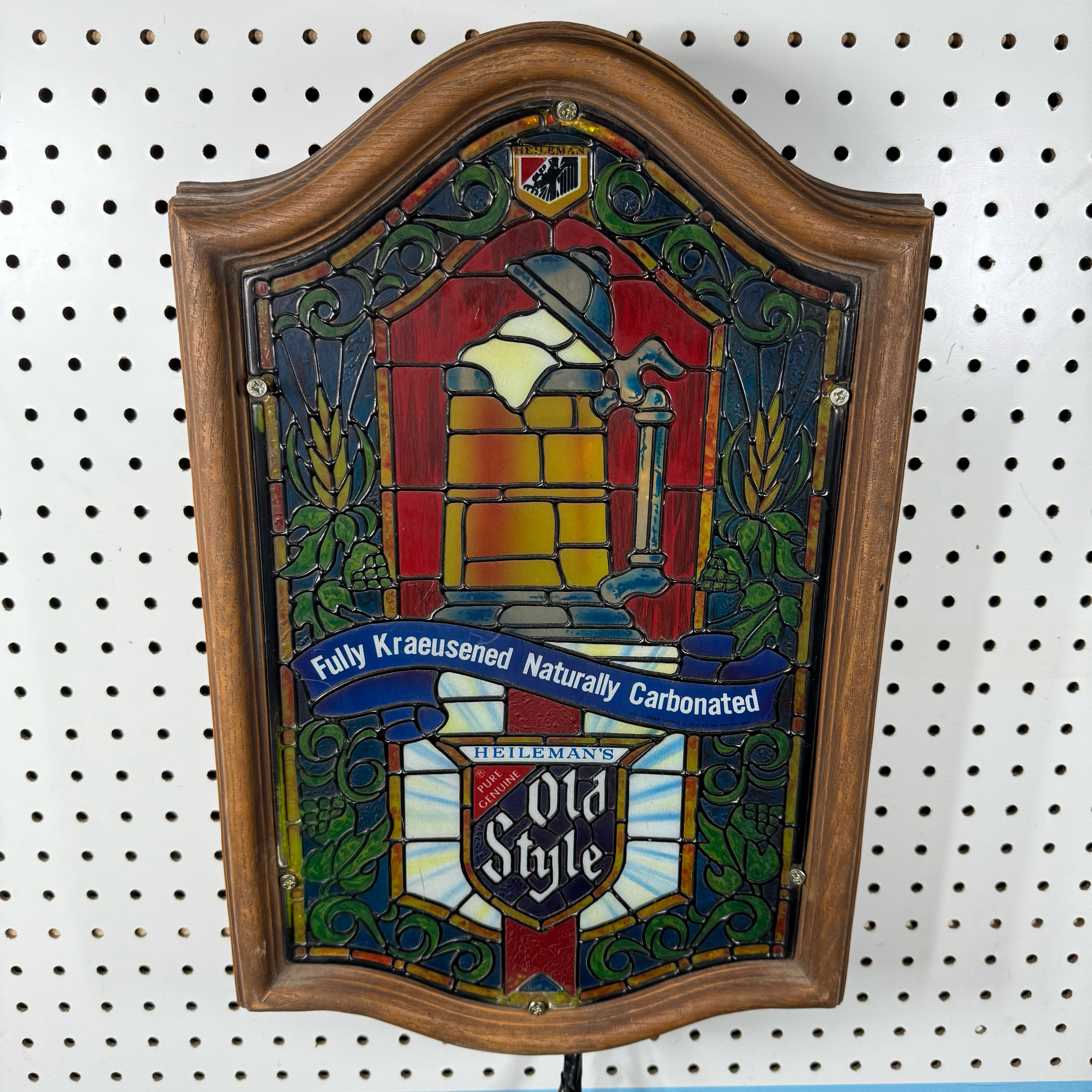Old Style Stained Glass Lighted Bar Sign