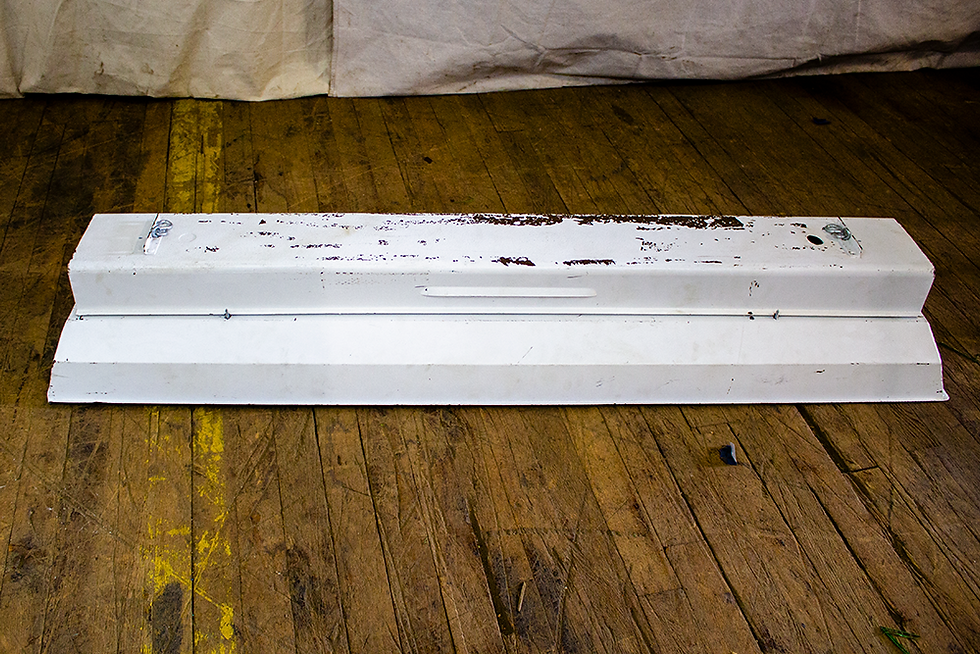 Thumbnail: White Fluorescent Light Fixture