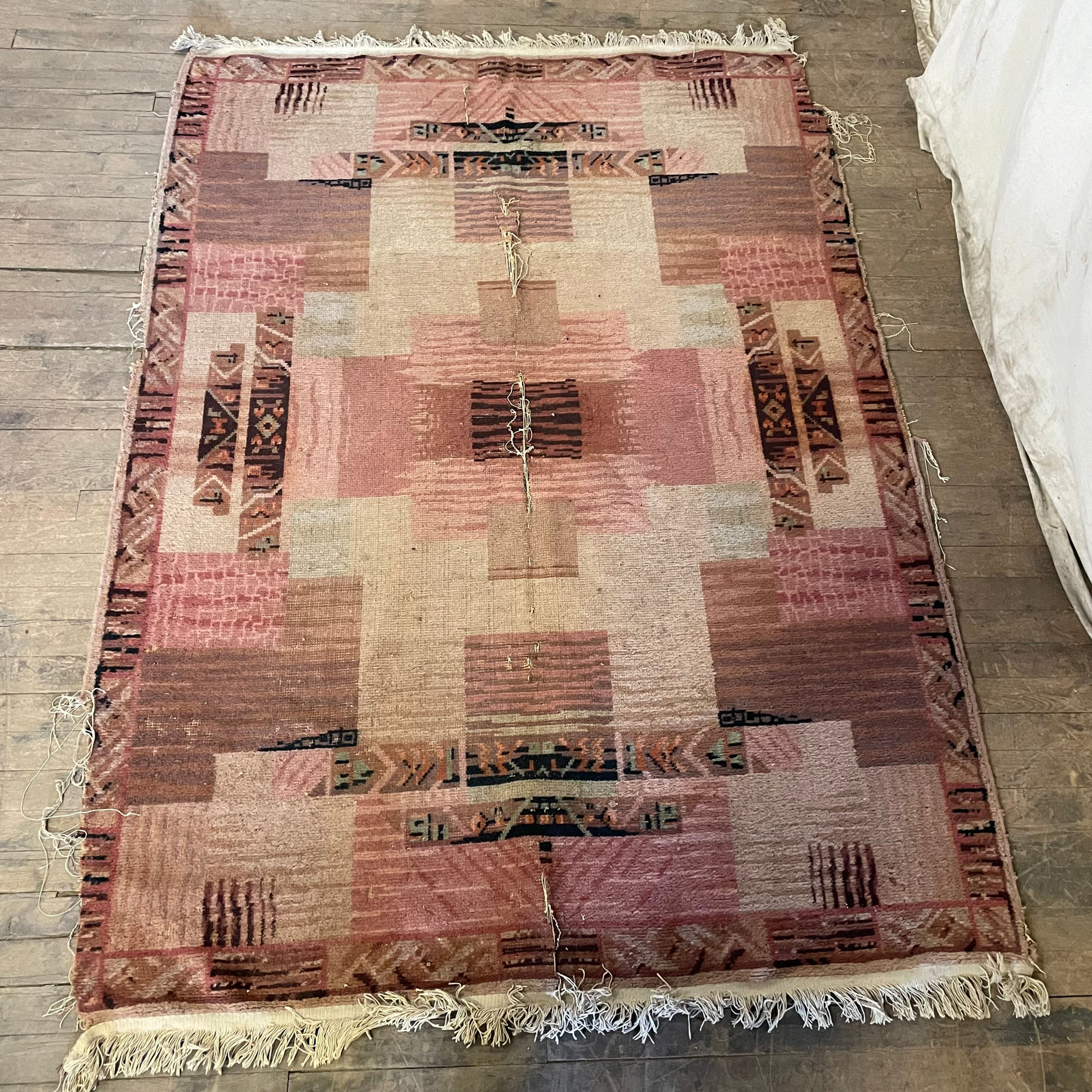 #34 Pink Western Rug
