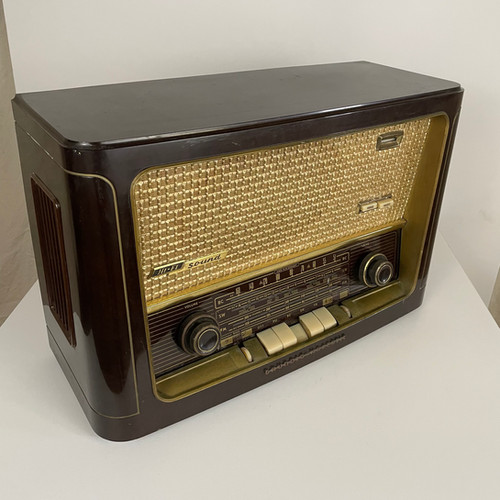 Grundig Magestic Countertop Radio 1950s | zapprops