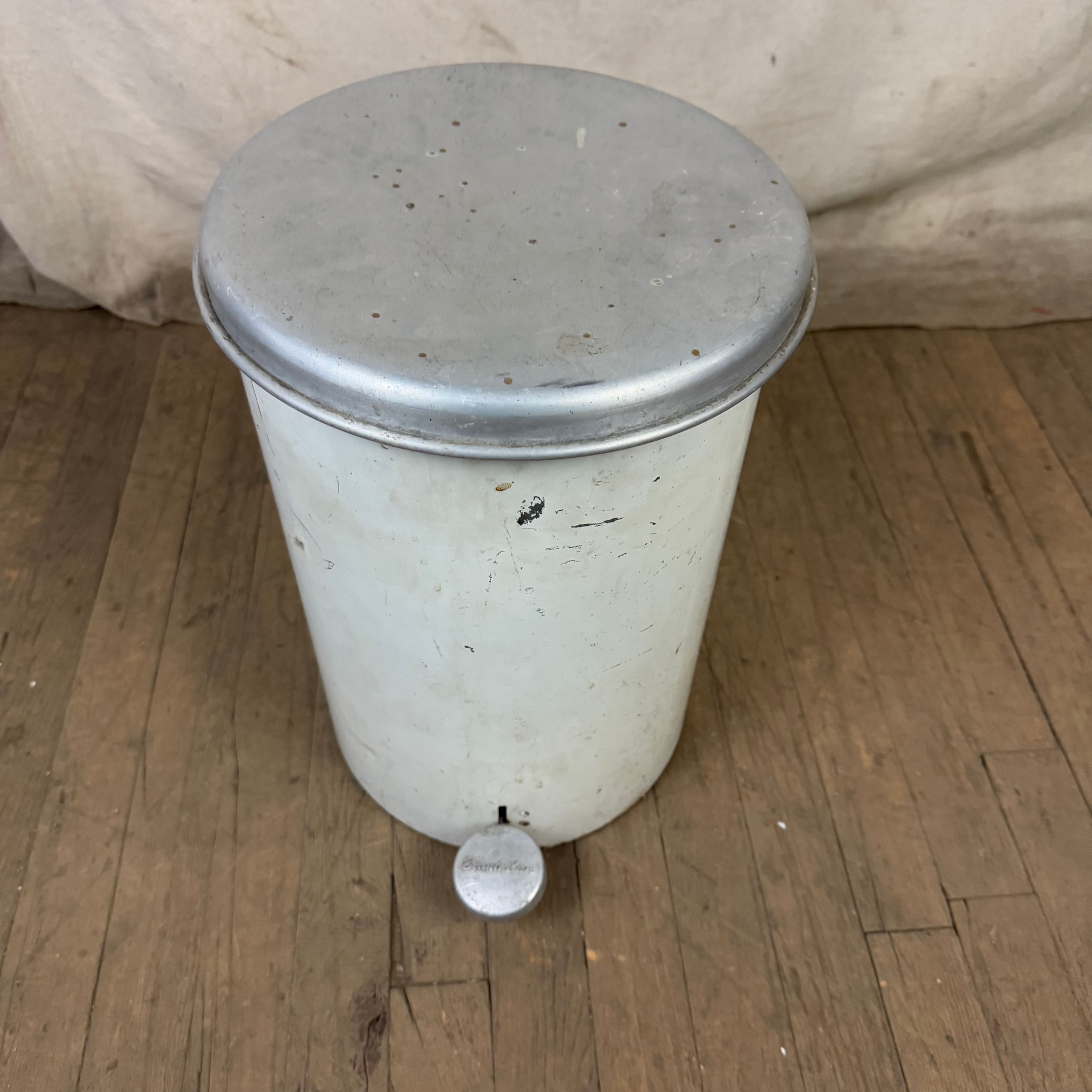 White Trash Can Waste Basket w/ Silver Lid