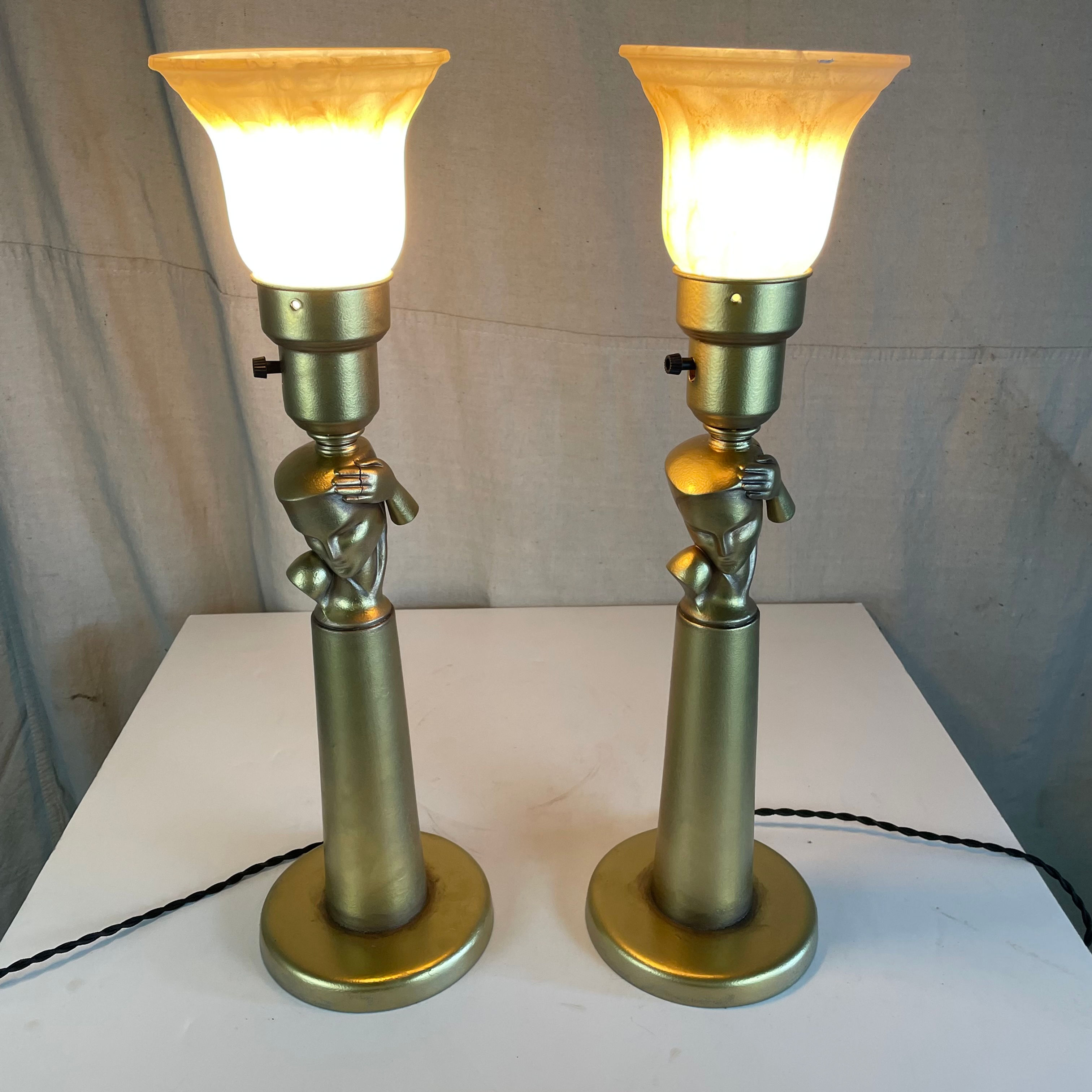 Gold Sculptural Face Deco Lamp