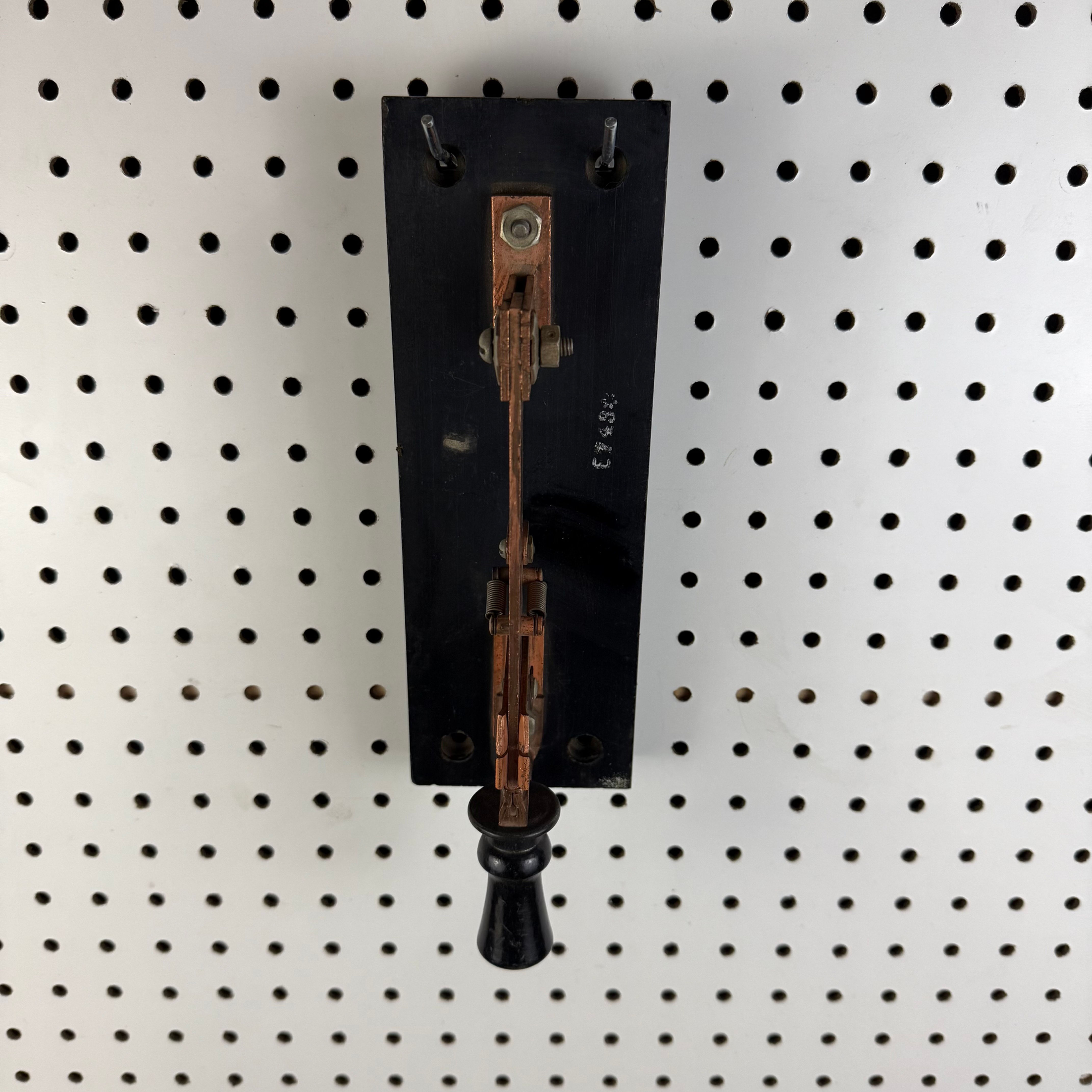 Single Throw Knife Switch