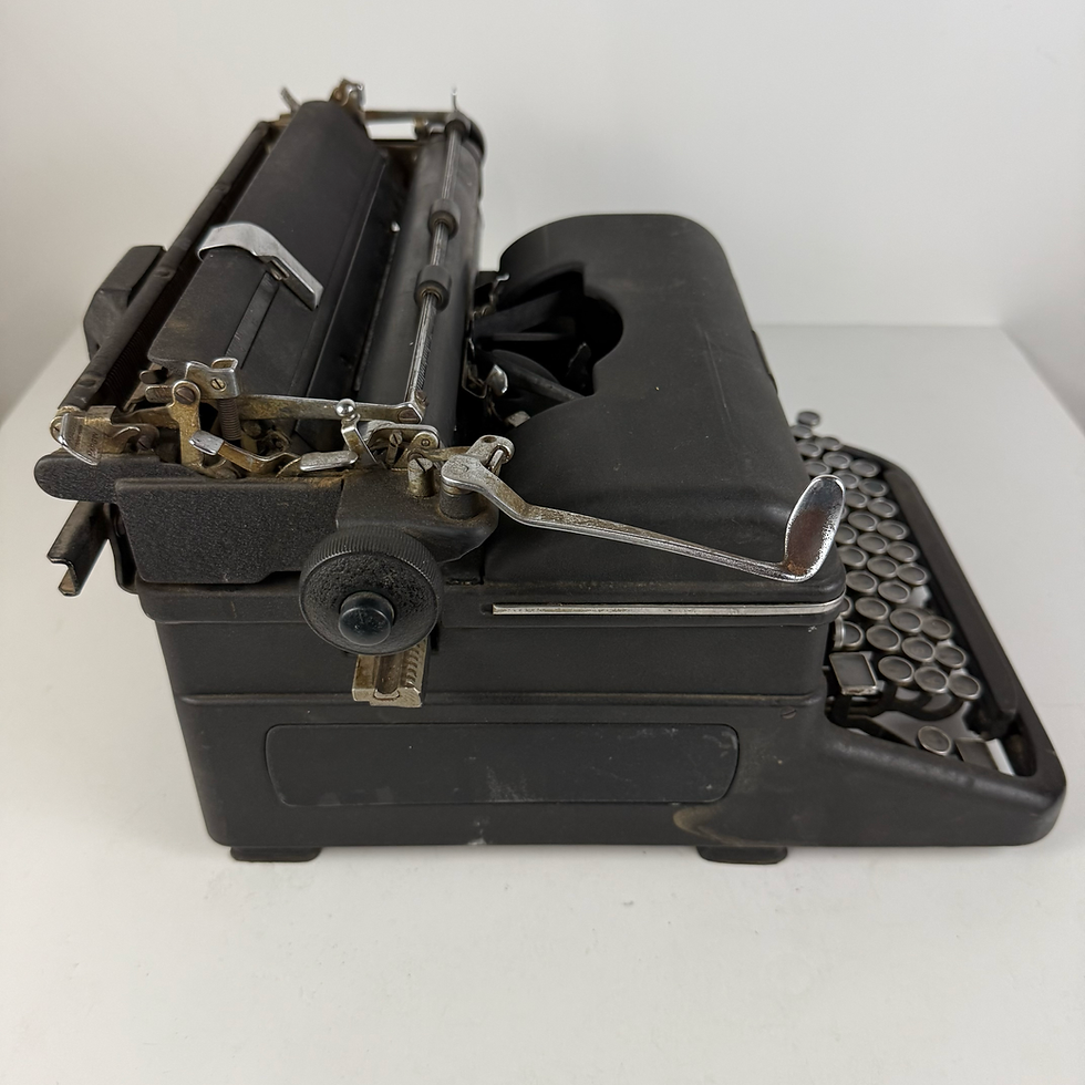 Thumbnail: Antique Black Royal Typewriter